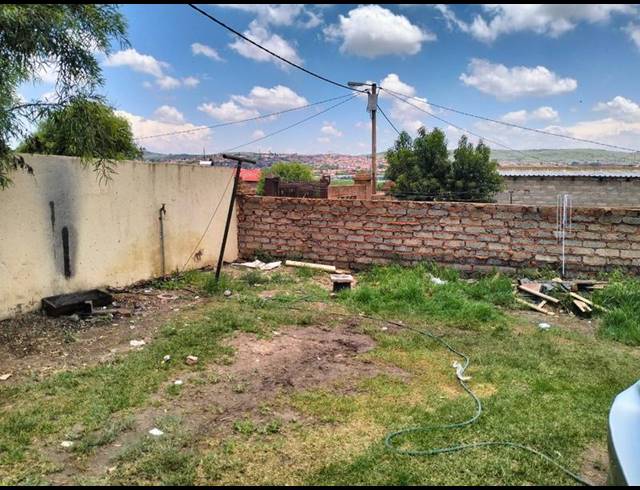 1 BEDROOM HOUSE FOR SALE IN LOTUS GARDENS